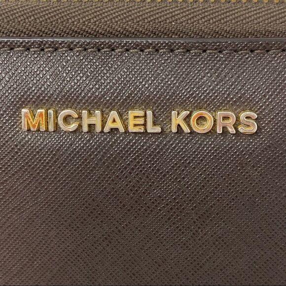 MICHAEL Kors Jetset Saffiano Leather Multifunction Zip Around Wallet Wristlet - Picture 3 of 8